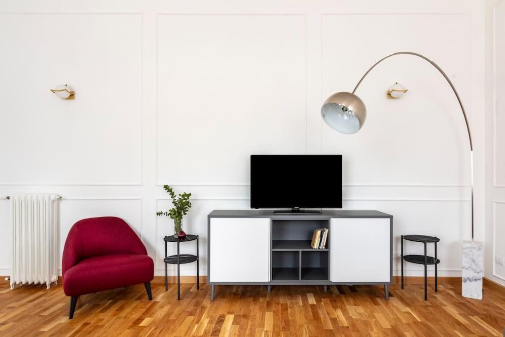 רומא Sjr Luxury Apartment Trevi Fountain מראה חיצוני תמונה