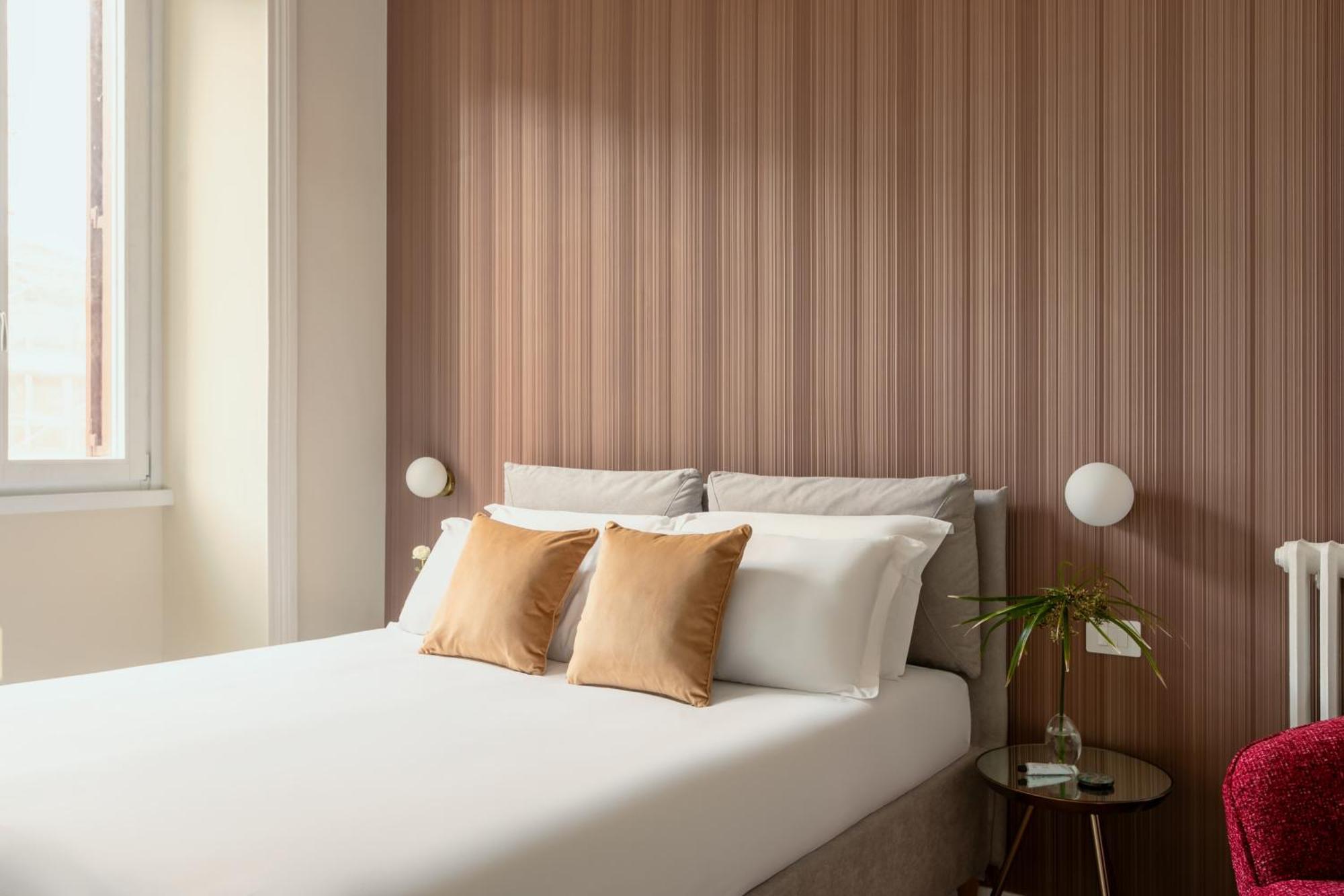 רומא Sjr Luxury Apartment Trevi Fountain מראה חיצוני תמונה